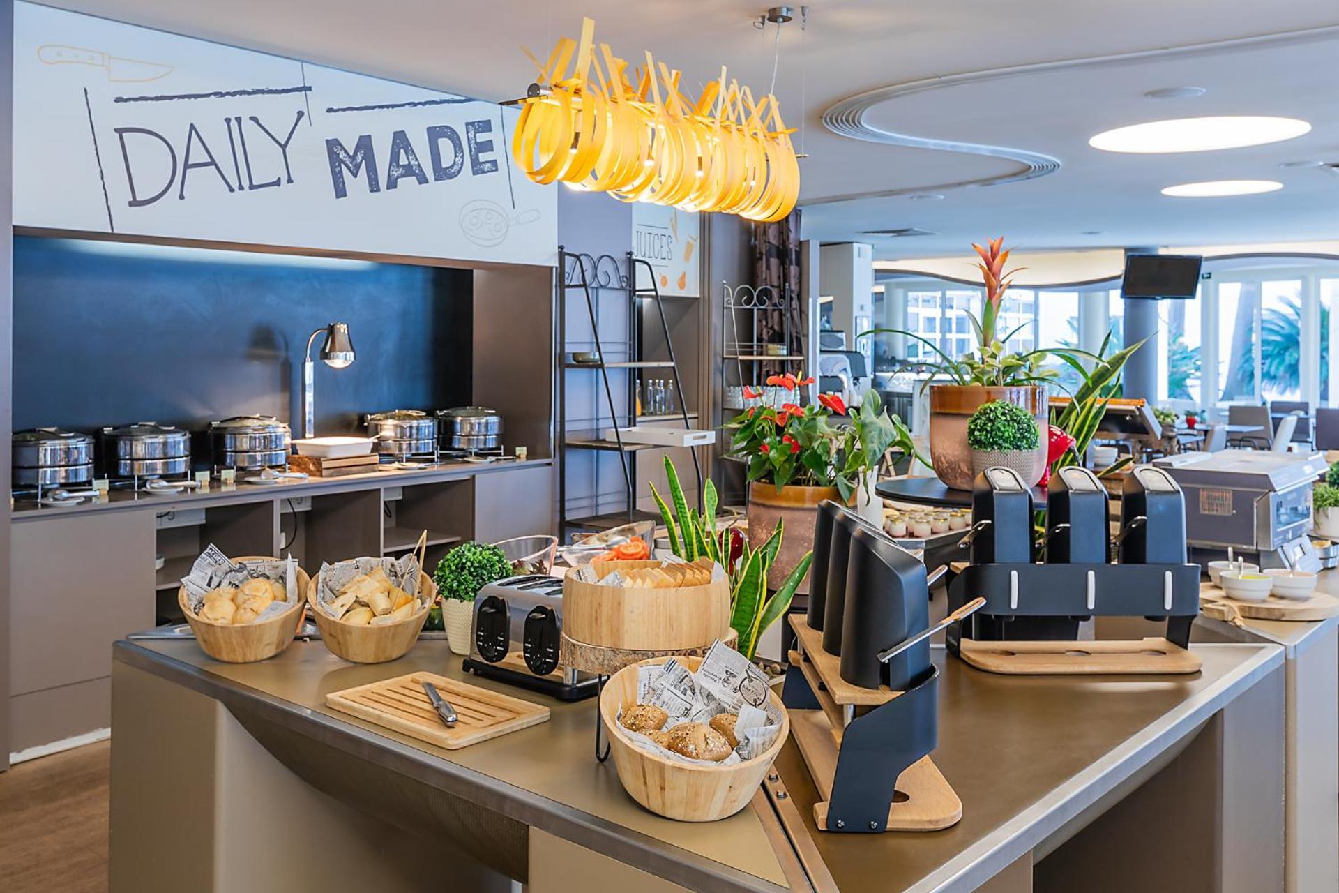 Novotel Setúbal Kültér fotó